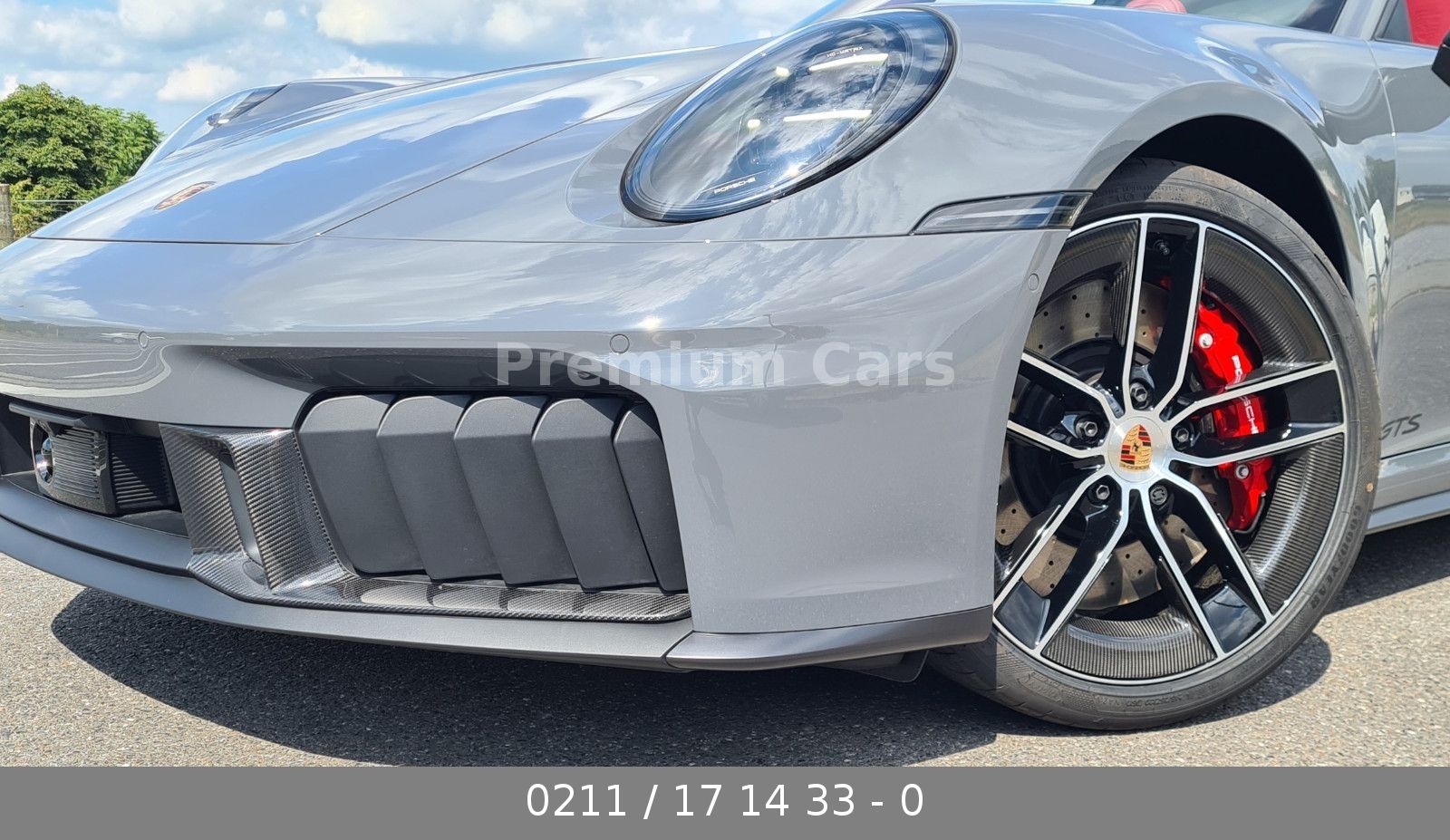 Porsche 911 Targa 4 GTS /SportDesign Carbon / Liftsystem