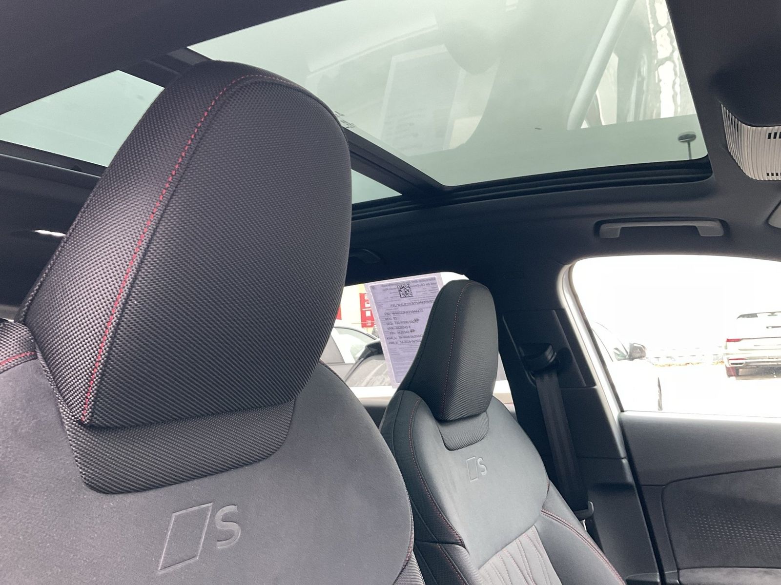 Audi Q3 SUV e-hybrid S tr. S line AHK PANO LED ACC Ca
