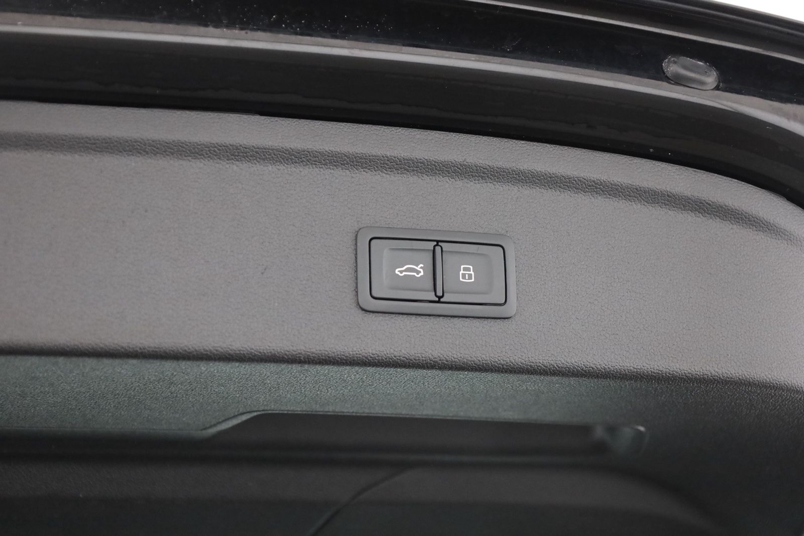 Audi A3 Sportback 35 TFSI S-Tronic - Samsaru's Car Outlet