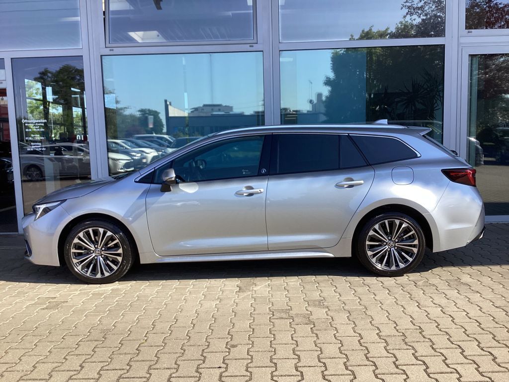 Toyota Corolla 1.8 Hybrid Touring Sports Team Deutschla