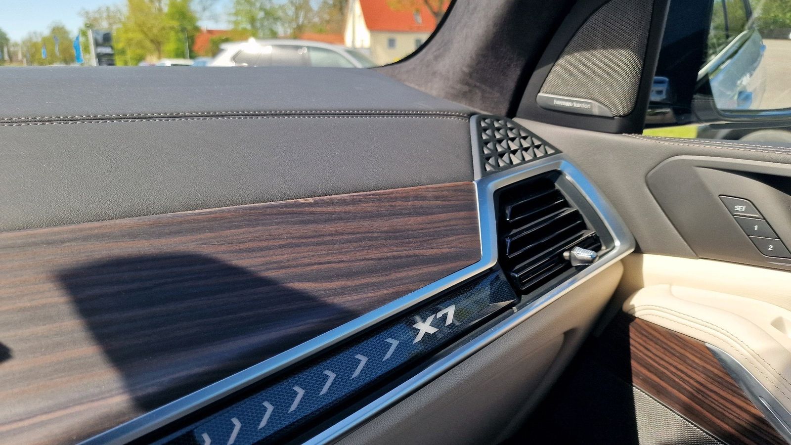 BMW X7 xDrive40d M Sport t HK HiFi DAB