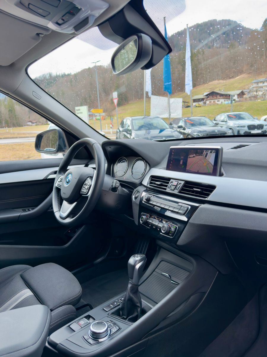 BMW X1 xDrive25e Business - Samsaru's Car Outlet