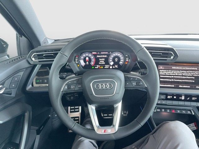 Audi A3 Sportback 35 TFSI S line PANO+SONOS+RFK+MATRI