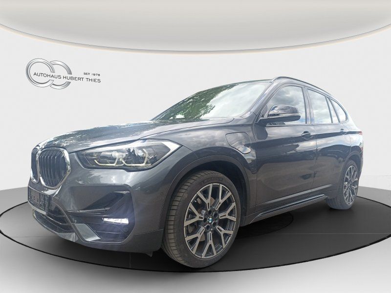 BMW X1 xDrive25e Sport Line - Samsaru's Car Outlet