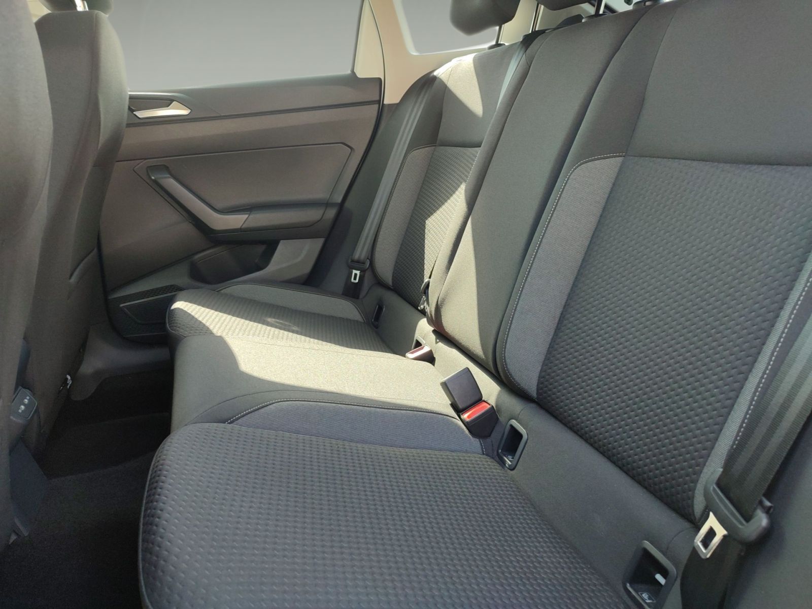 Volkswagen Taigo 1.0 TSI DSG Life - Samsaru's Car Outlet