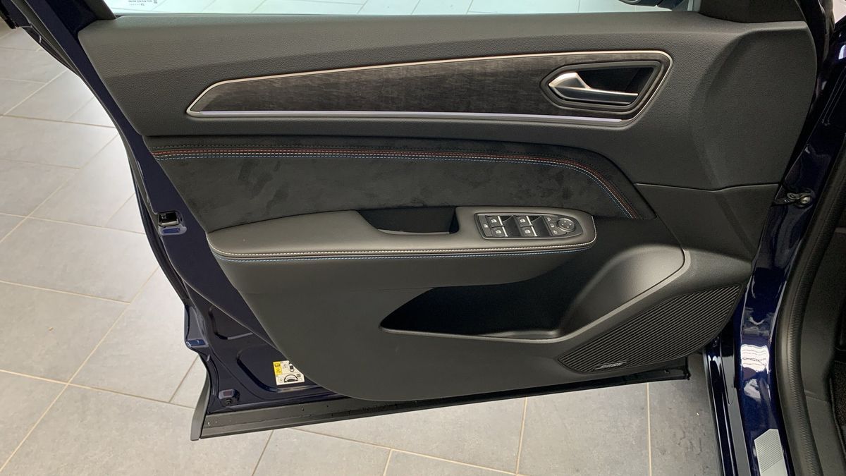 Renault Arkana Esprit Alpine Full Hybrid - Samsaru's Car Outlet