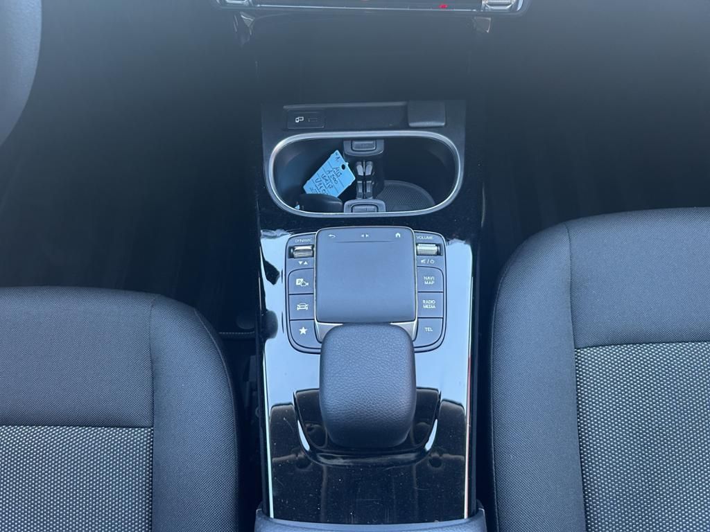 Mercedes-Benz A 200 Plus - Samsaru's Car Outlet