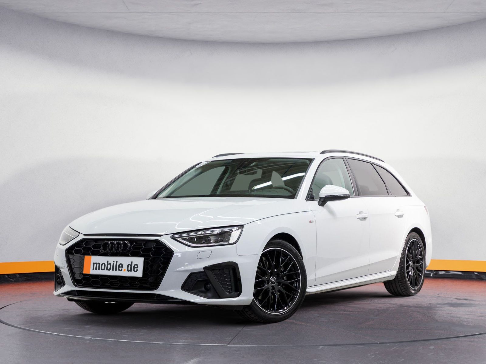 Audi A4 Avant 35 TFSI S LINE - Samsaru's Car Outlet