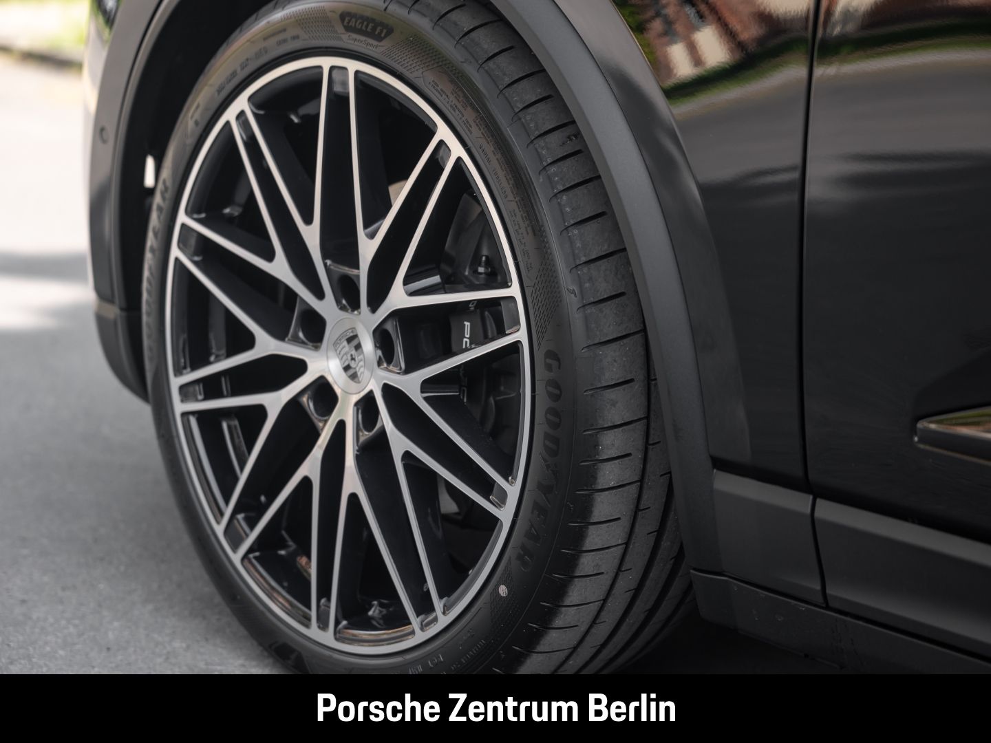 Porsche Macan 4 BOSE InnoDrive Panorama Surround-View