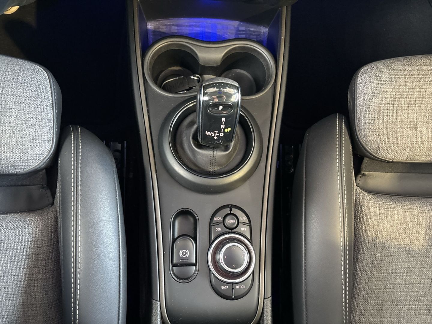 MINI Countryman D Cooper ALL4 - Samsaru's Car Outlet