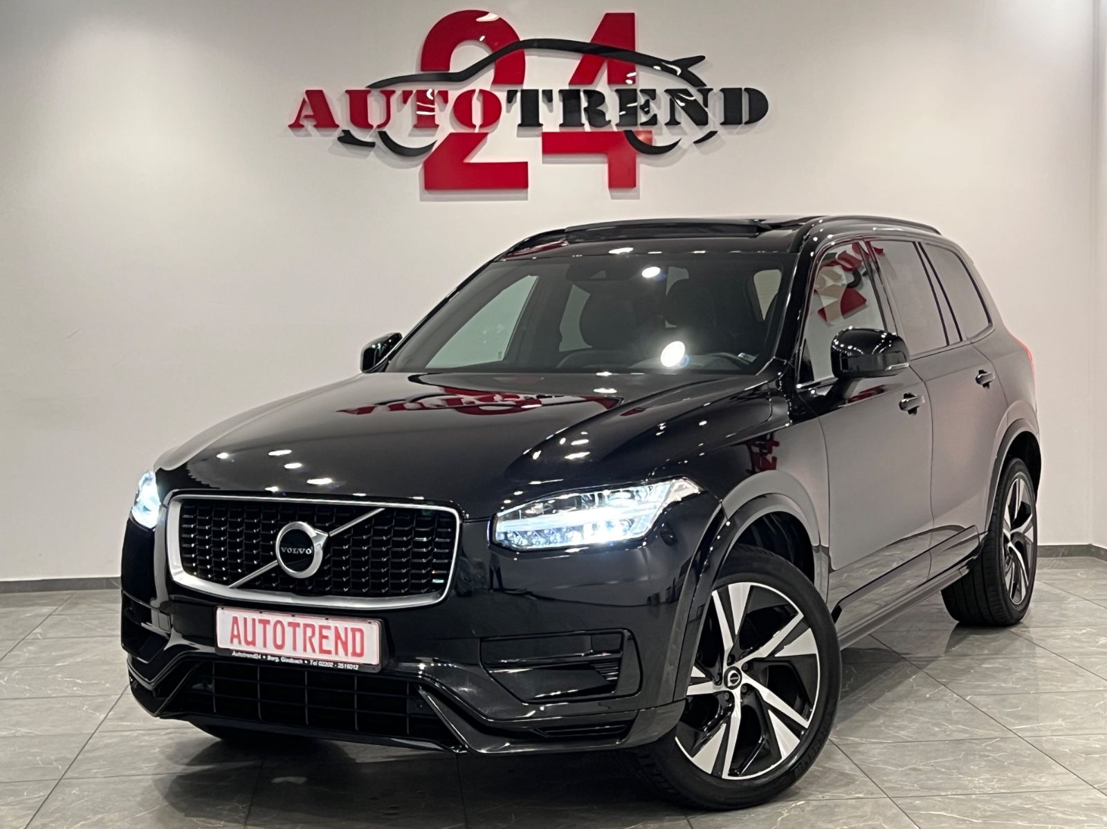 Volvo XC90 R Design AWD - Samsaru's Car Outlet