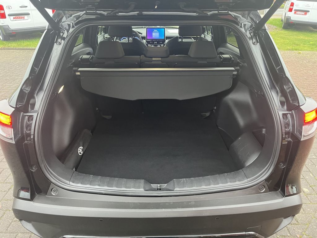 Toyota Corolla Cross Hybrid 2.0 VVT-i Team Deutschland