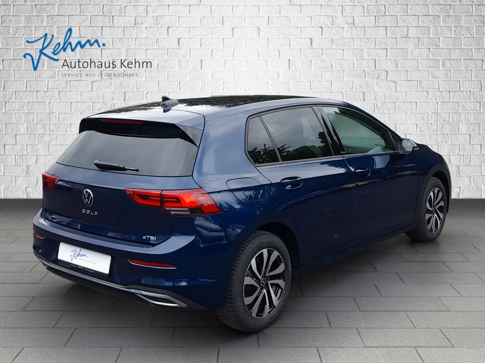 Volkswagen Golf Active 1.0 eTSI DSG - Samsaru's Car Outlet