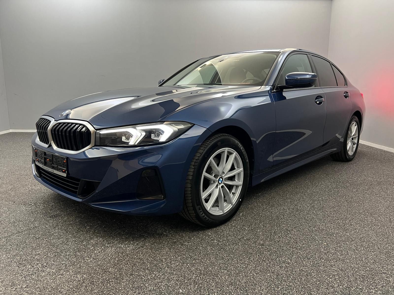 BMW 320d xDrive Limo SHADOW*WIDE*LED*FACELIFT*CARPLY