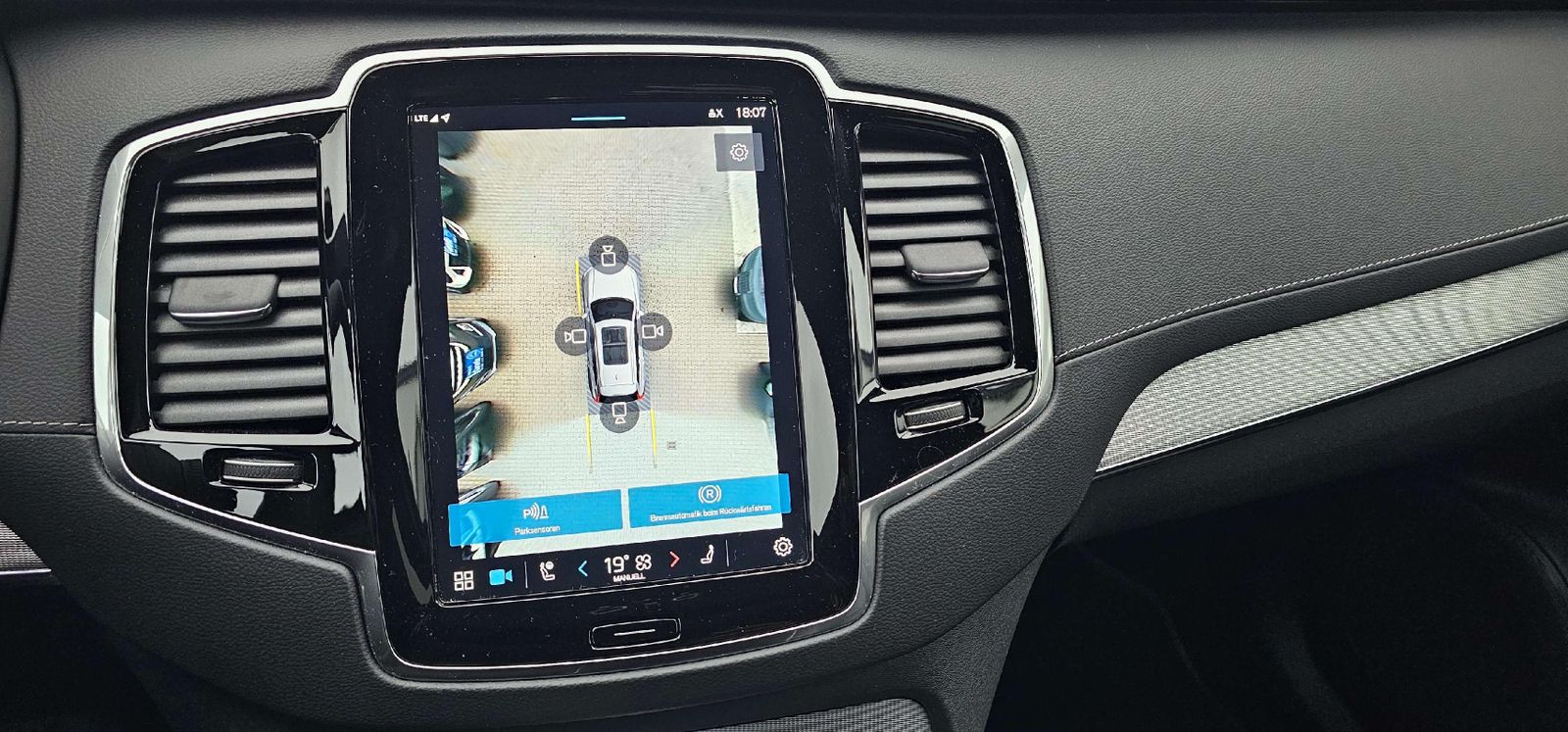 Volvo XC90 Plus Dark AWD 7 Sitzer*360Kamera*HarmanKard