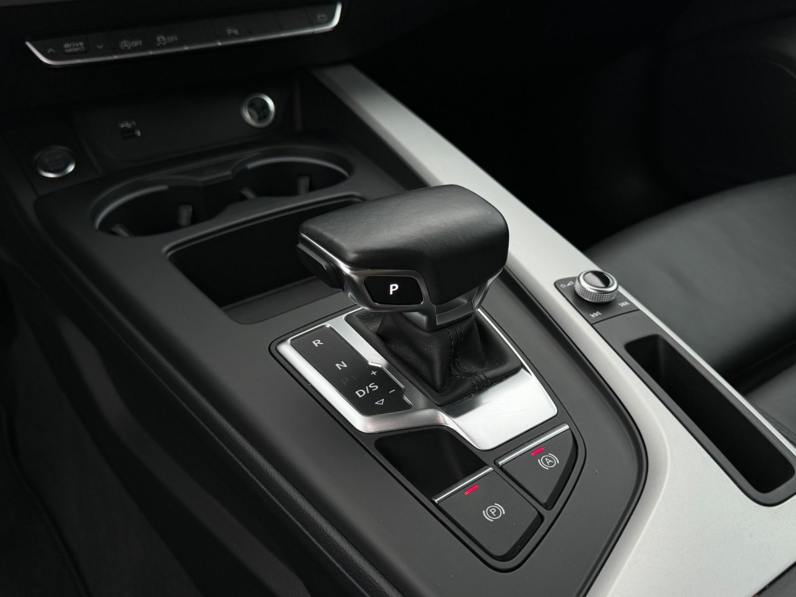 Audi A4 40 TFSI - Samsaru's Car Outlet
