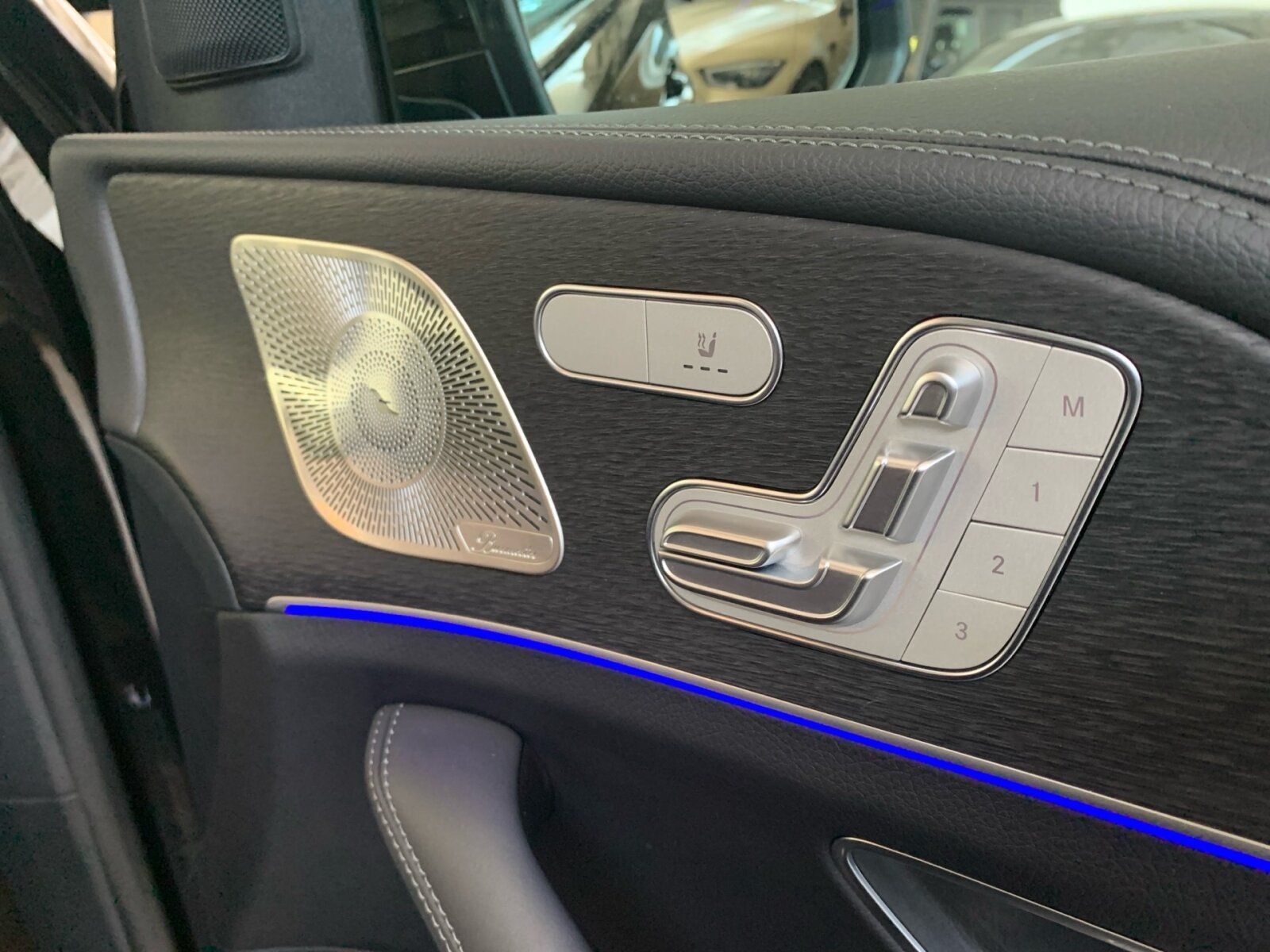 Mercedes-Benz GLE 300 d 4M *AMG*NIGHT*AHK*MEMO*HUD*MBEAM*KAM*