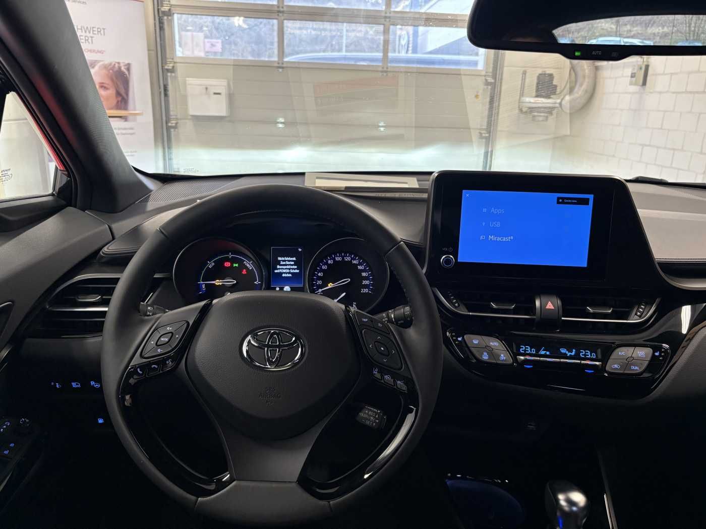Toyota C-HR Hybrid - Samsaru's Car Outlet