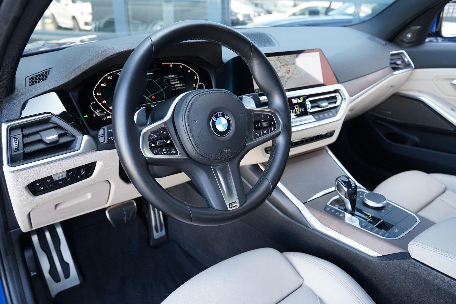 BMW 330e M Sport LCProf-Laser-360-HuD-ACC-H&K-ad.Fwk