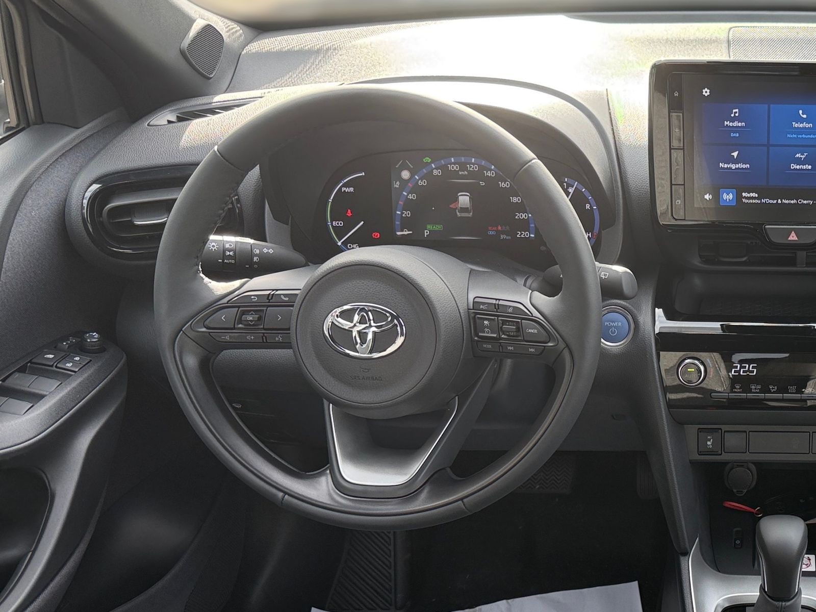 Toyota Yaris Cross 5-Türer Team Deutschland 1,5-l-VVT-i