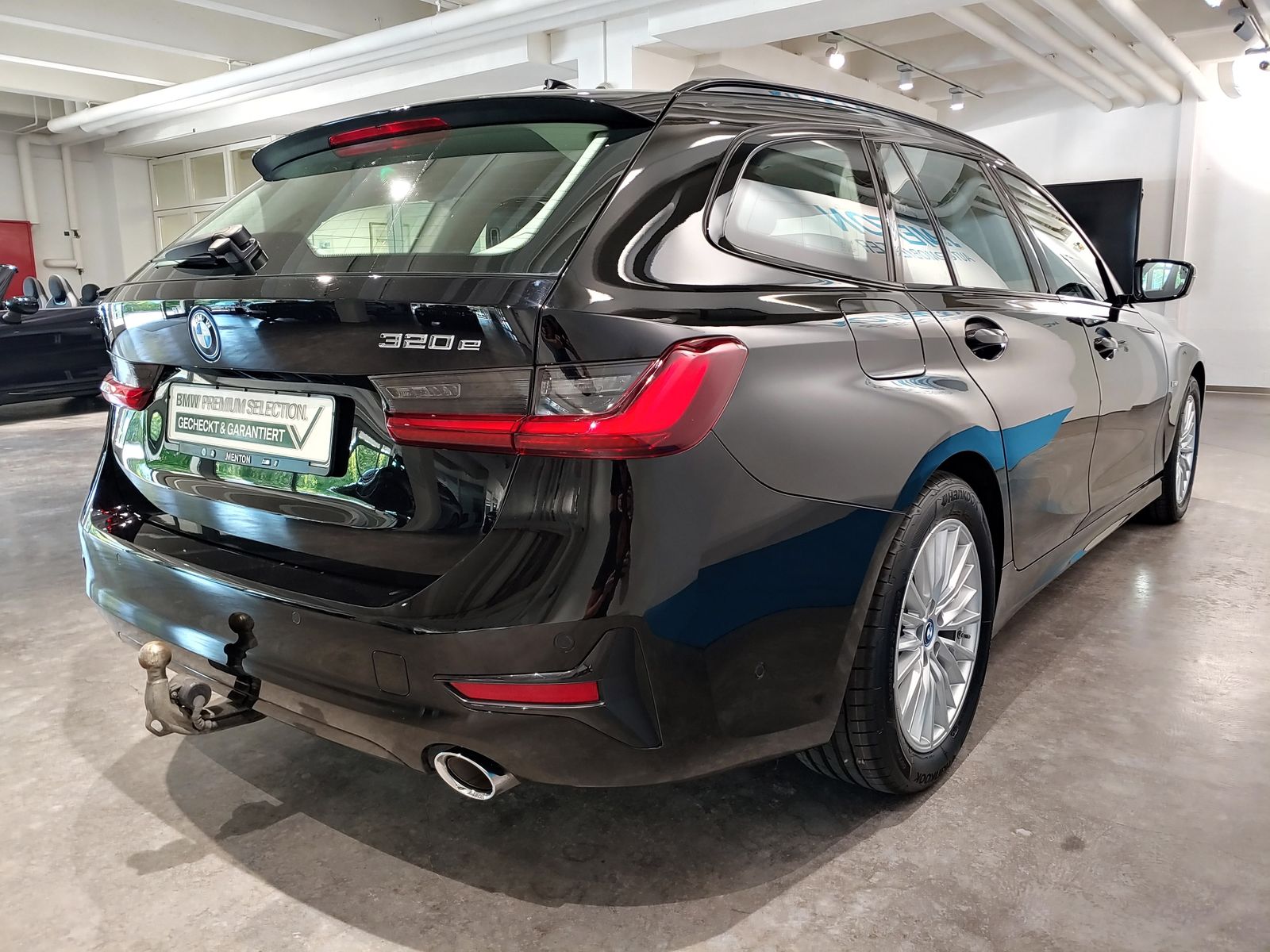 BMW 320e Sport Line - Samsaru's Car Outlet