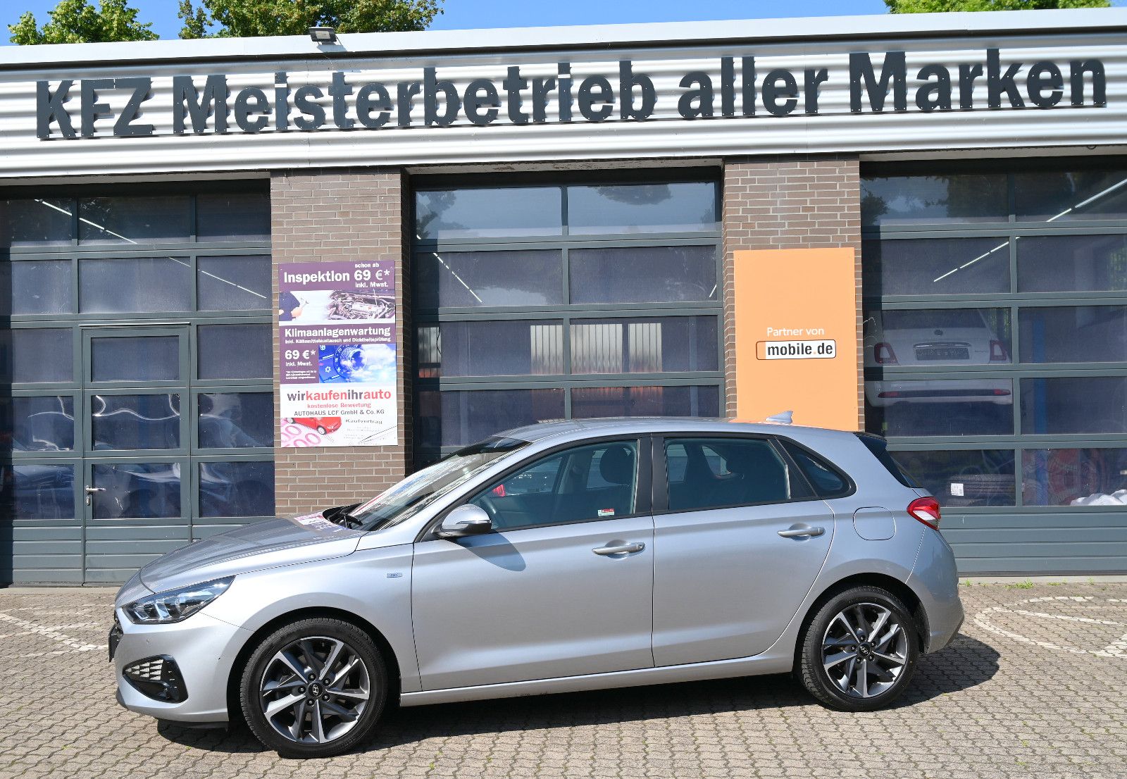 Hyundai i30 1.0 T-GDI - Samsaru's Car Outlet