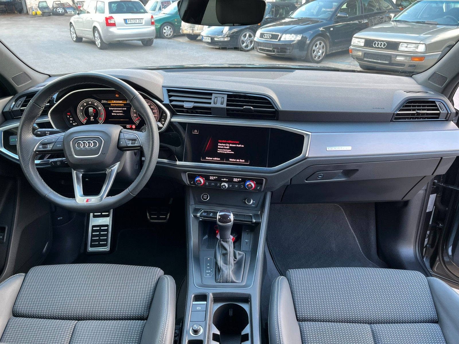 Audi Q3 TFSI quattro S line - Samsaru's Car Outlet