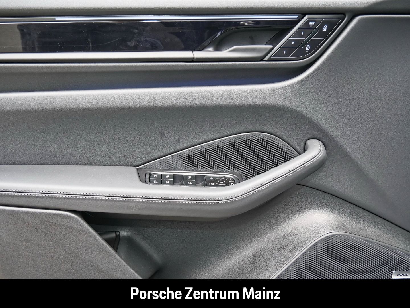 Porsche Macan 4S UPE:119.000€ Bose,HA.Lenkung,SportChron