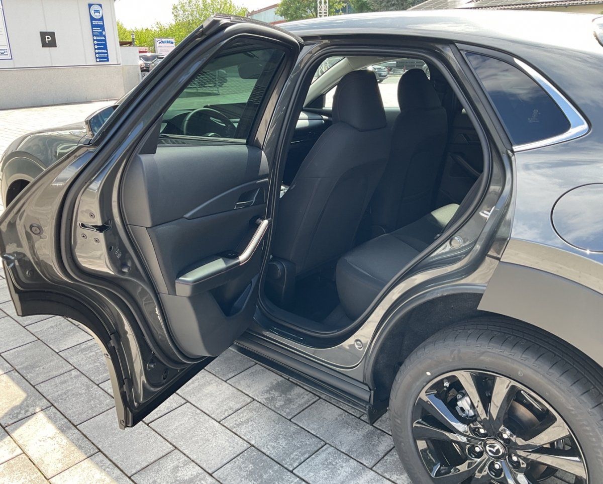 Mazda CX-30 2.0L e-SKYACTIV X 186ps 6AT Homura + Kamer