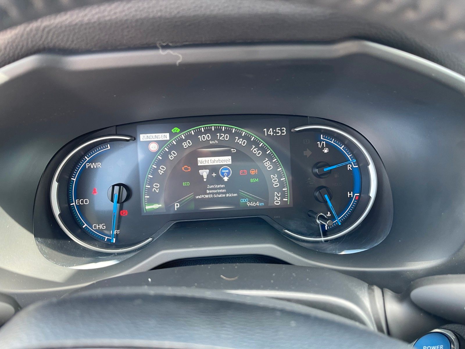 Toyota RAV 4 RAV4 Hybrid 4x2 Business Edition - Samsaru's Car Outlet