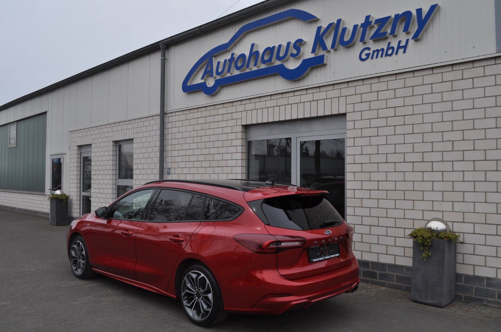 Ford Focus Turnier ST-LINE X/AUT/LED-MATRIX/PANODACH