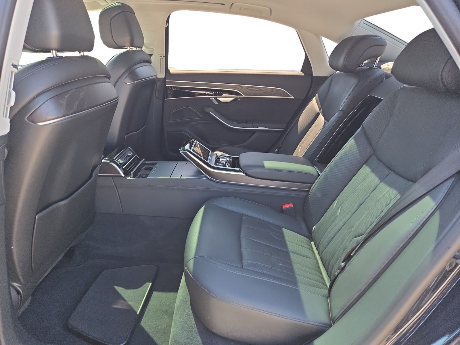 Audi A8 Lang 50 TDI - Samsaru's Car Outlet