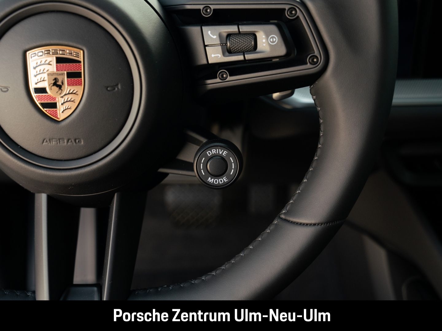 Porsche Cayenne E-Hybrid BOSE LED-Matrix Panoramadach