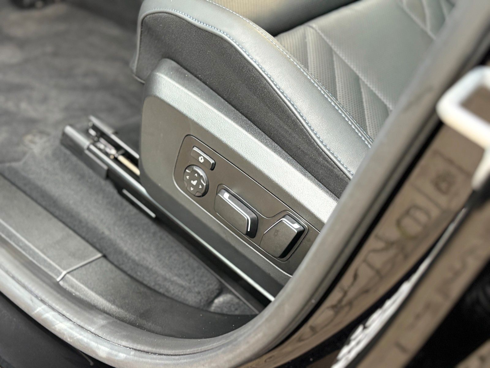 BMW X3 20 d xDrive M Sport Pro/HK/Pano/21"