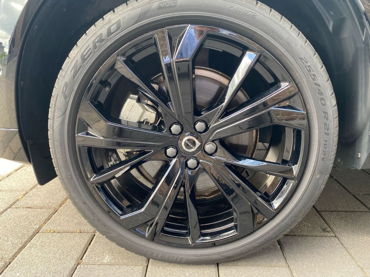 Volvo XC60 T8 Black Edition Ultra Plug-In AHK AWD Twin