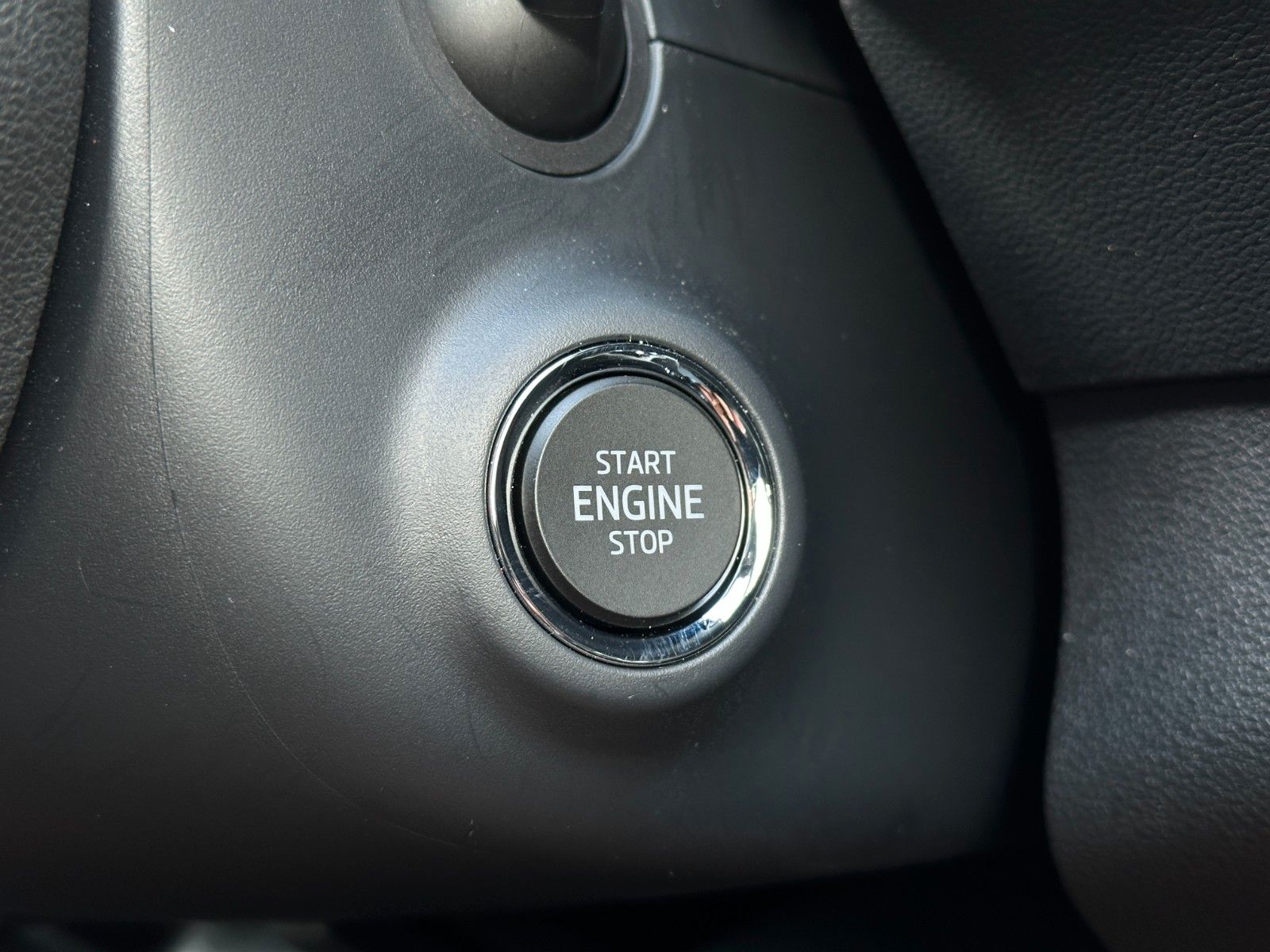 Skoda 150PS DSG Sportline NAVI ACC KAMERA eHK LM19"AHK