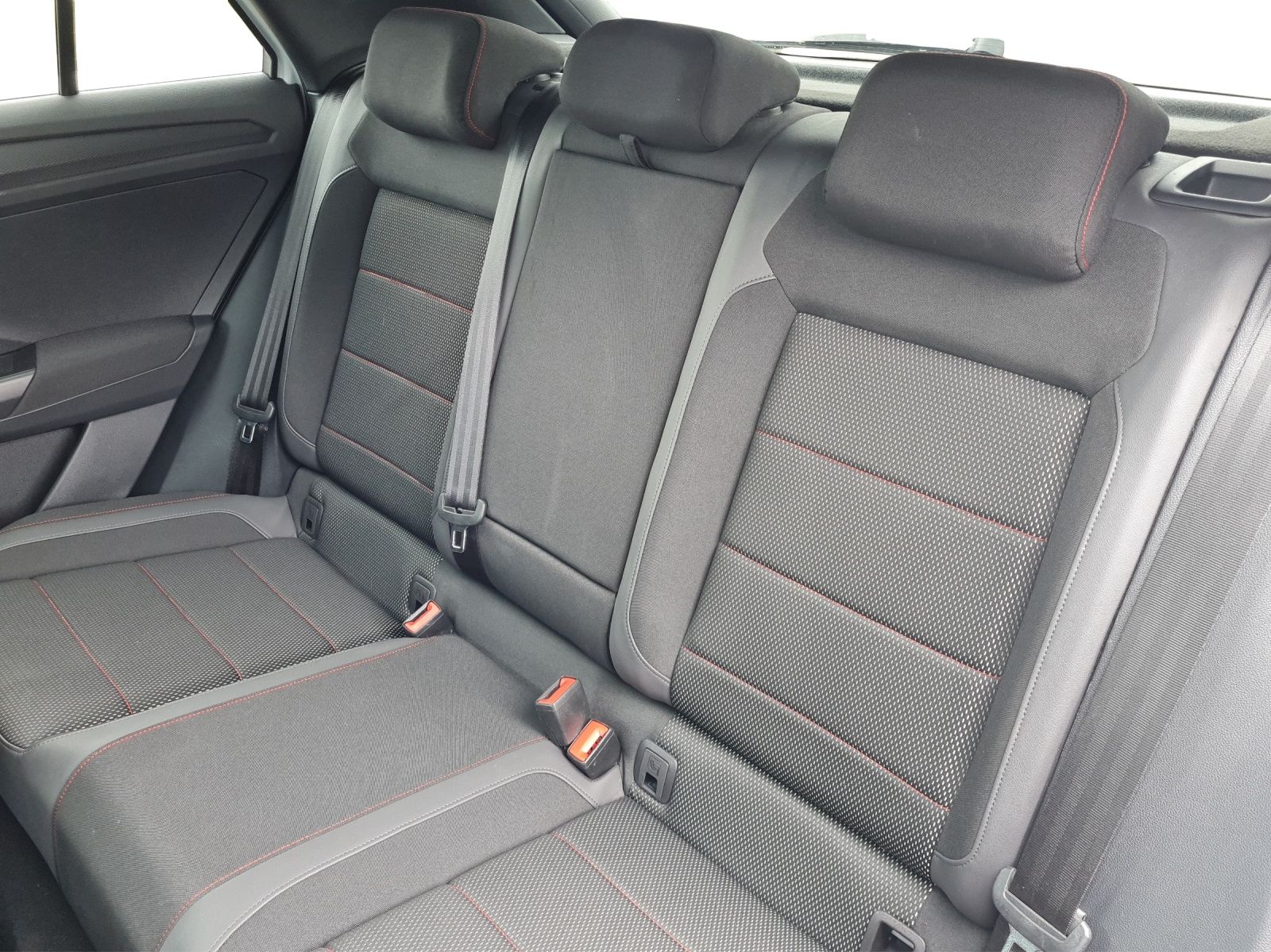 Volkswagen T-Roc 2.0 TSI Sport 4Motion Black - Samsaru's Car Outlet