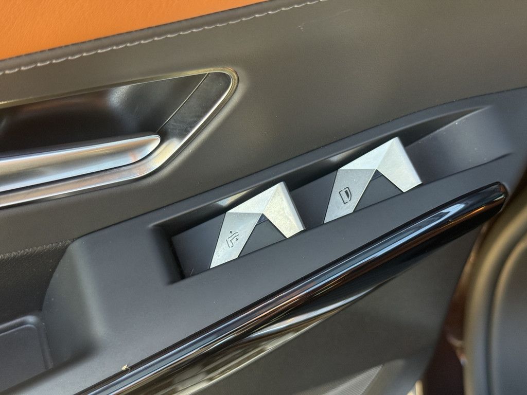 DS Automobiles DS 7 Crossback E-Tense 300 4x4 Grand Chic Opera