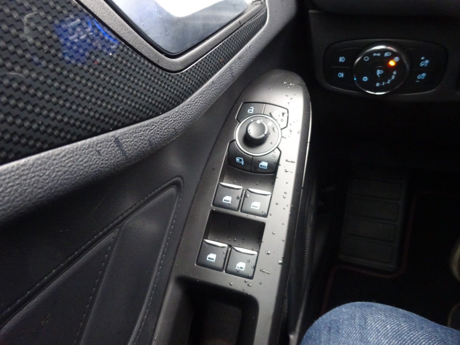 Ford Focus Turnier ST-Line X Autom AHK iACC HuD