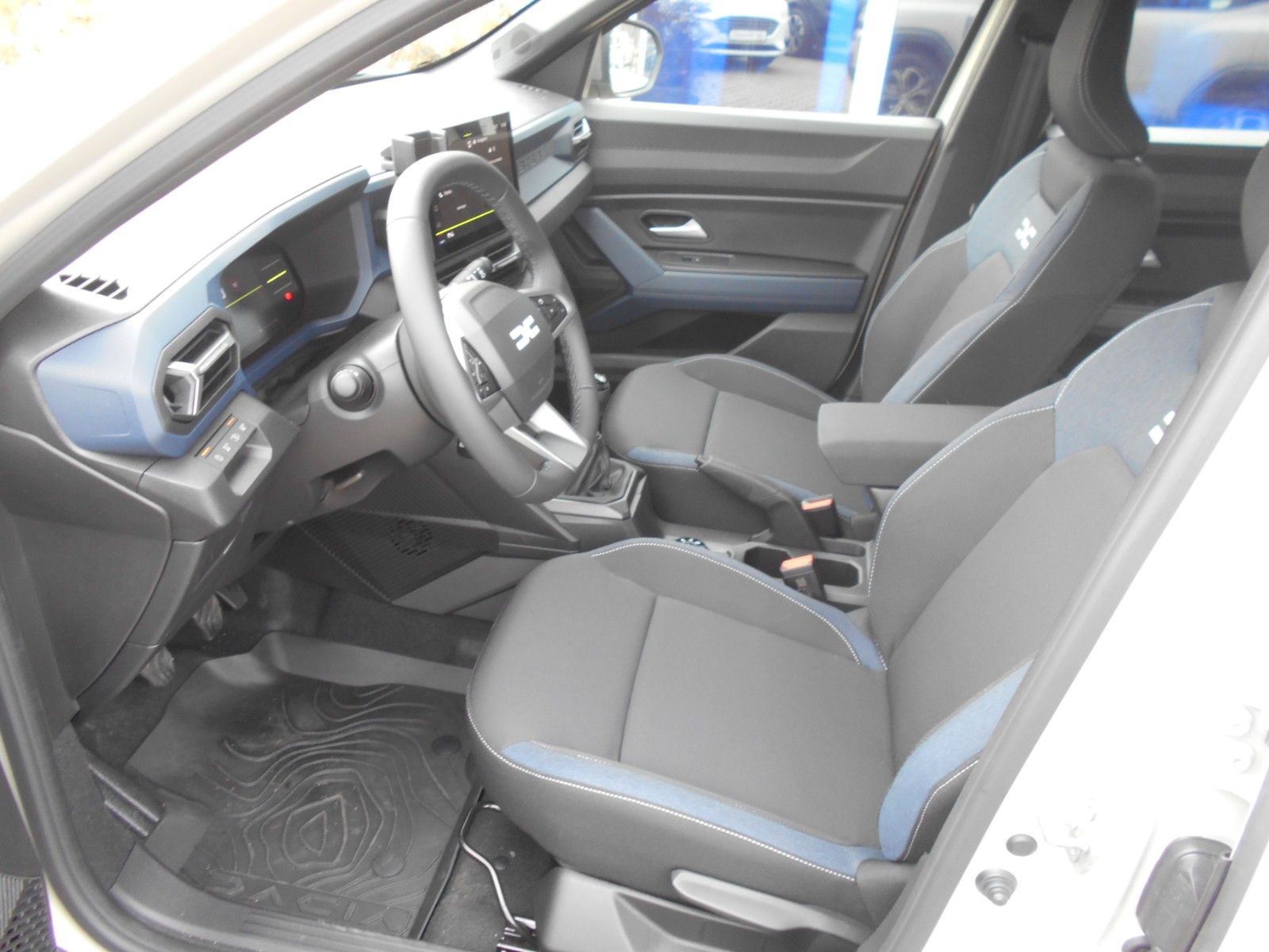 Dacia Duster III TCe 130 Expression 4x4 - Samsaru's Car Outlet