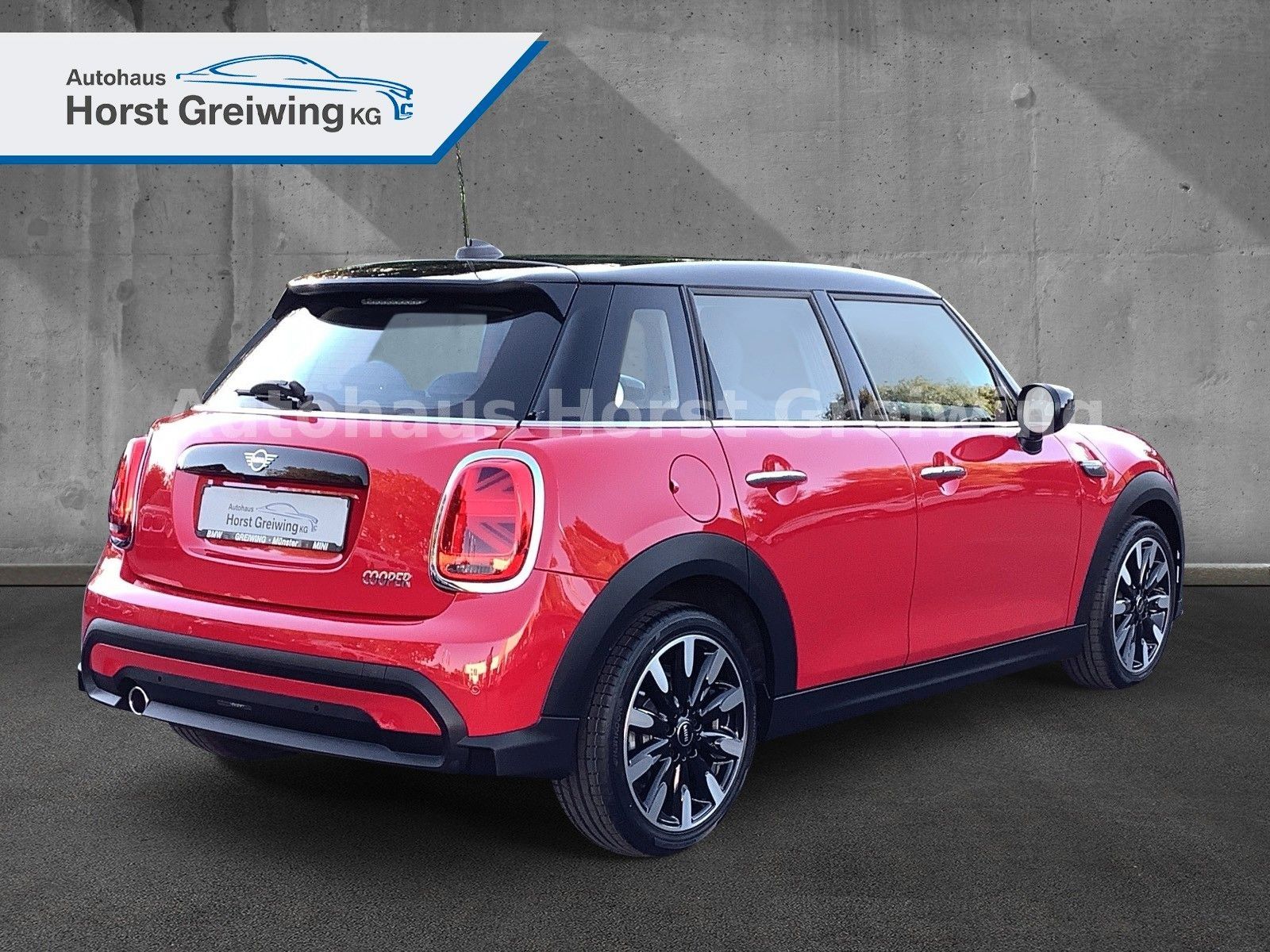 MINI 5-trg.Aut. Cooper - Samsaru's Car Outlet