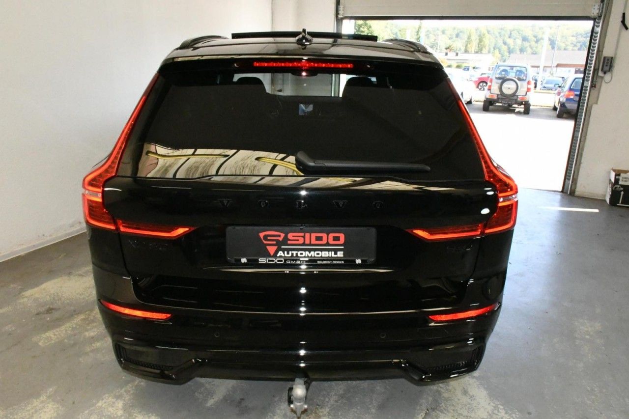 Volvo XC60 Ultra Black AWD ACC*H&K*HuD*360*PANO*MASSAG