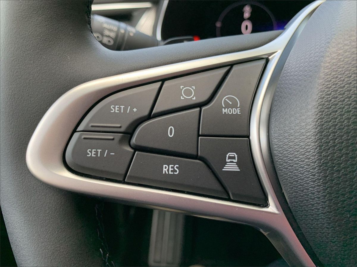 Renault Arkana TECHNO E-TECH FULL HYBRID - Samsaru's Car Outlet