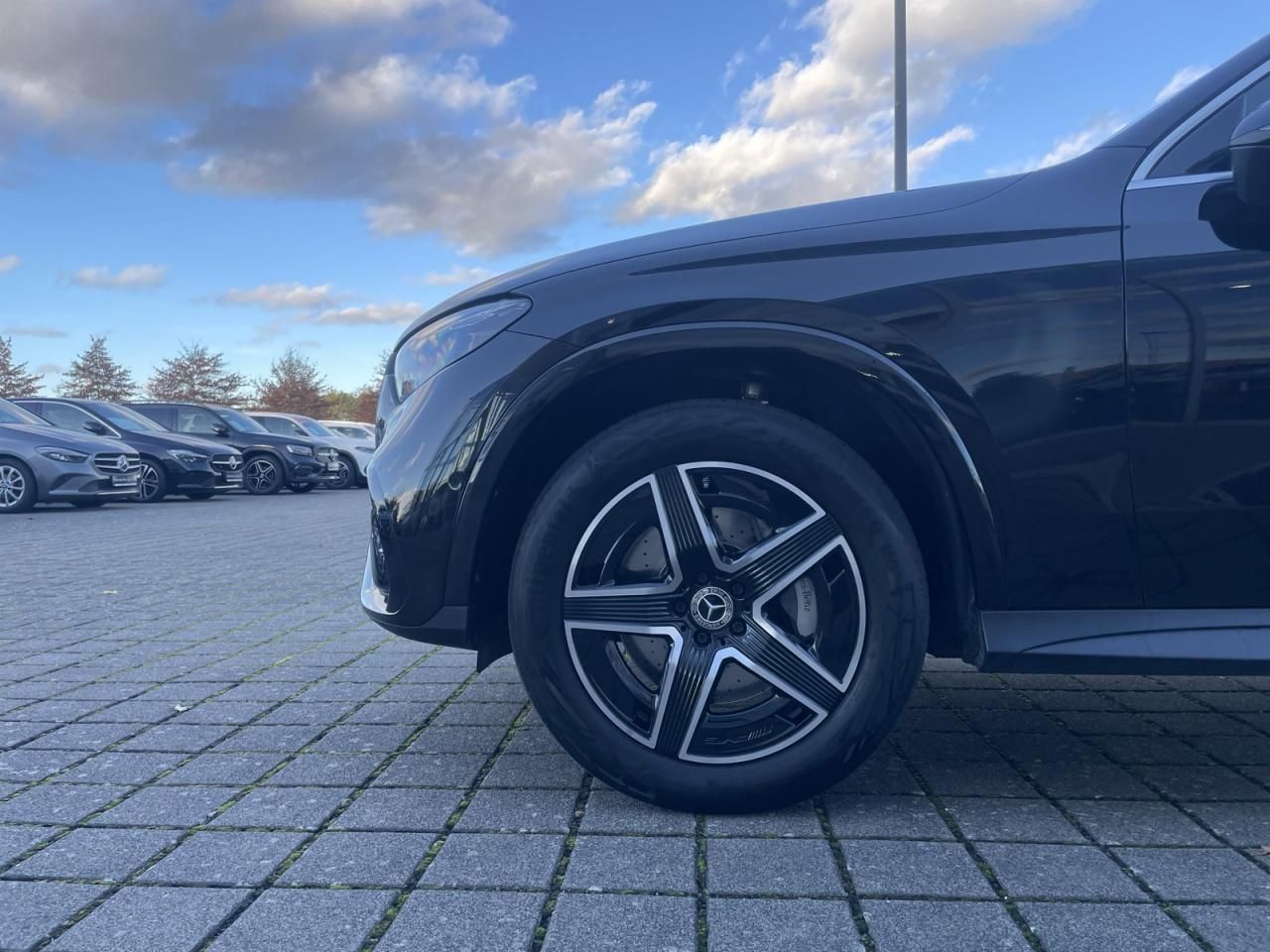 Mercedes-Benz GLC 300 e 4MATIC Pano SpurW LM S-Sitz ACC PDC