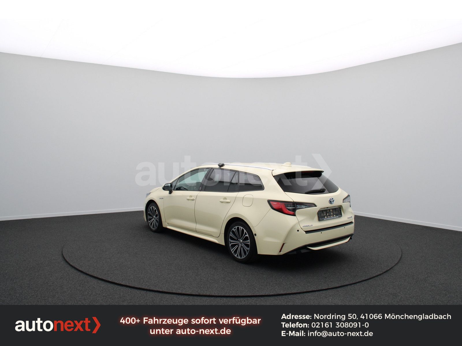 Toyota Corolla 2.0 Hybrid Business Edition - Samsaru's Car Outlet