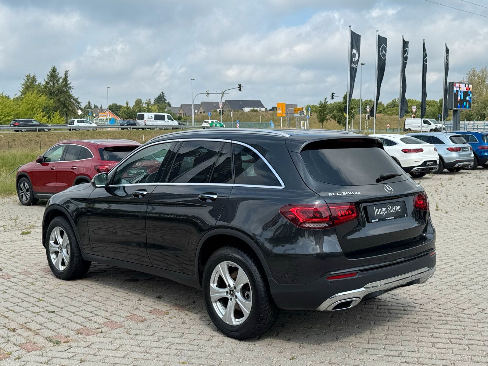 Mercedes-Benz GLC 300 de 4M EXCLUSIVE - Samsaru's Car Outlet