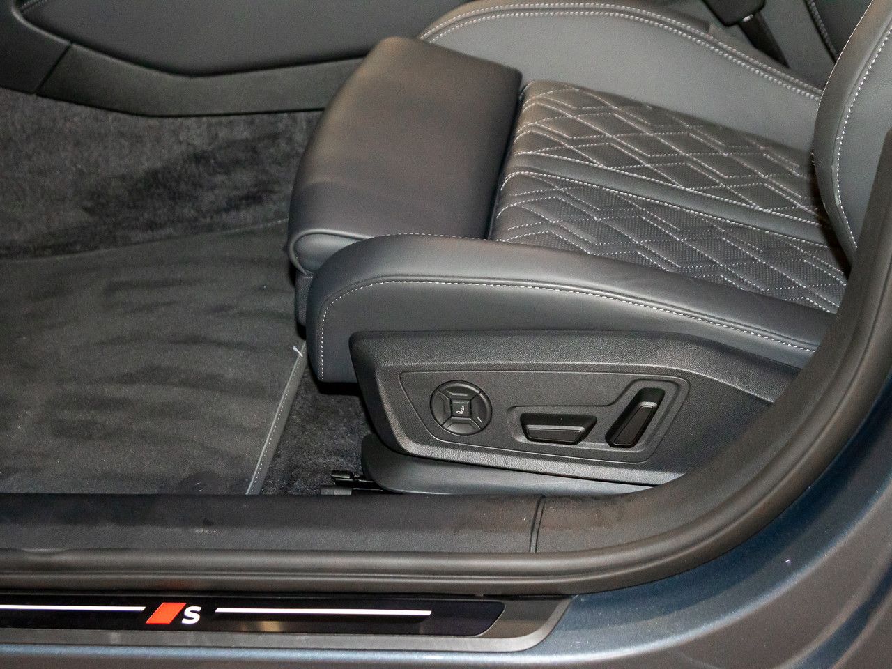 Audi A5 Avant TDI quattro 150 kW S tronic AHK S line