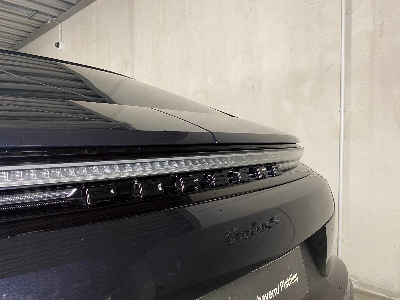 Porsche Panamera Turbo S E-Hybrid | SportDesign Paket |