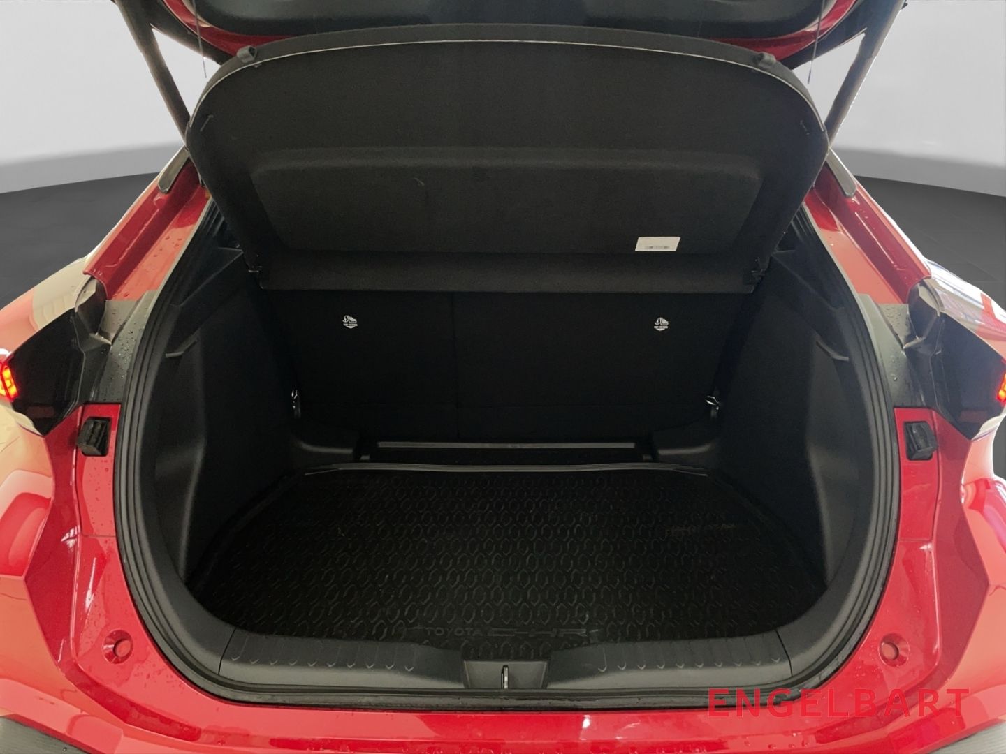 Toyota C-HR 1.8 Hybrid - Samsaru's Car Outlet