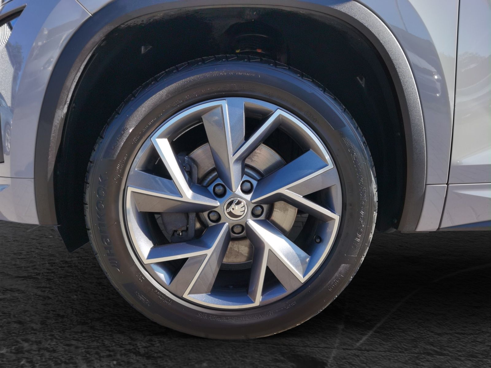 Skoda Kodiaq 2.0 TDI DSG Sportline - Samsaru's Car Outlet